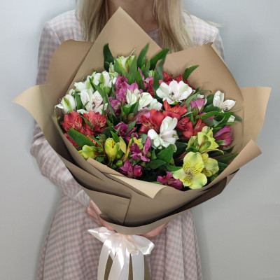 Букет из 11 альстромерий Букет из 11 альстромерий